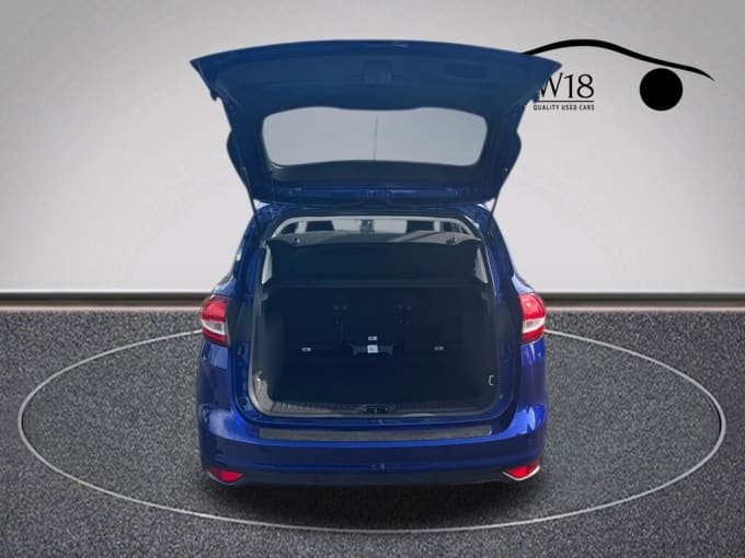 2025 Ford C-max