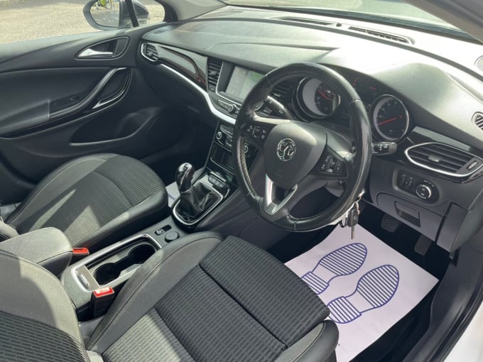2025 Vauxhall Astra