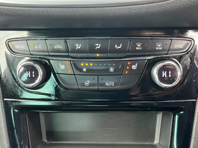 2025 Vauxhall Astra