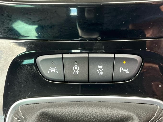 2025 Vauxhall Astra