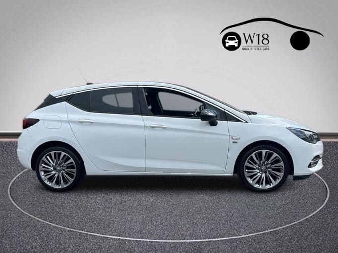 2025 Vauxhall Astra