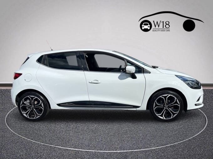 2025 Renault Clio