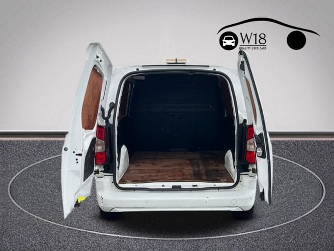 2025 Vauxhall Combo