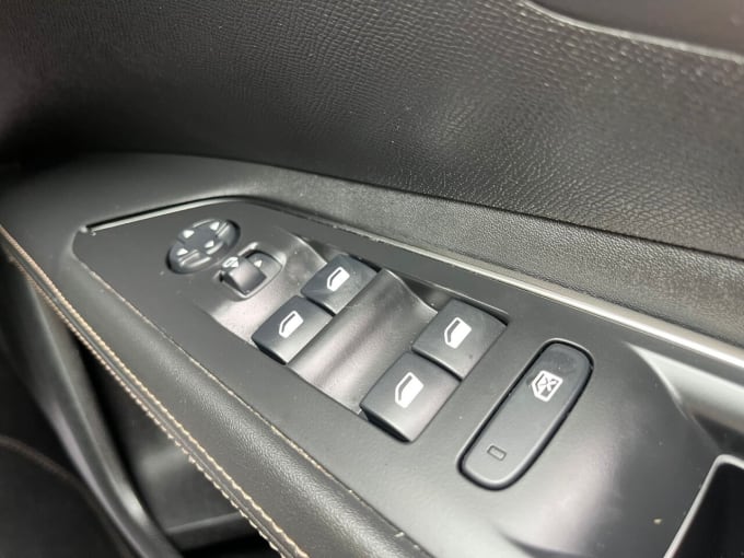 2025 Peugeot 3008
