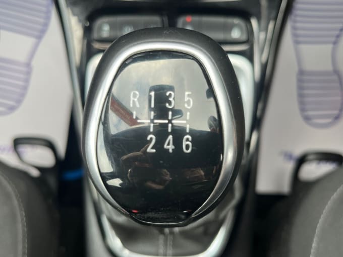 2025 Vauxhall Crossland X