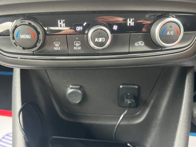 2025 Vauxhall Crossland X