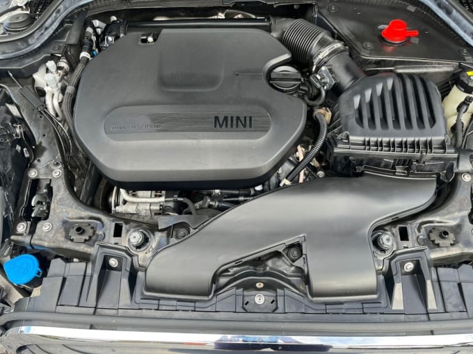 2025 Mini Hatch