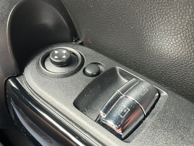 2025 Mini Hatch