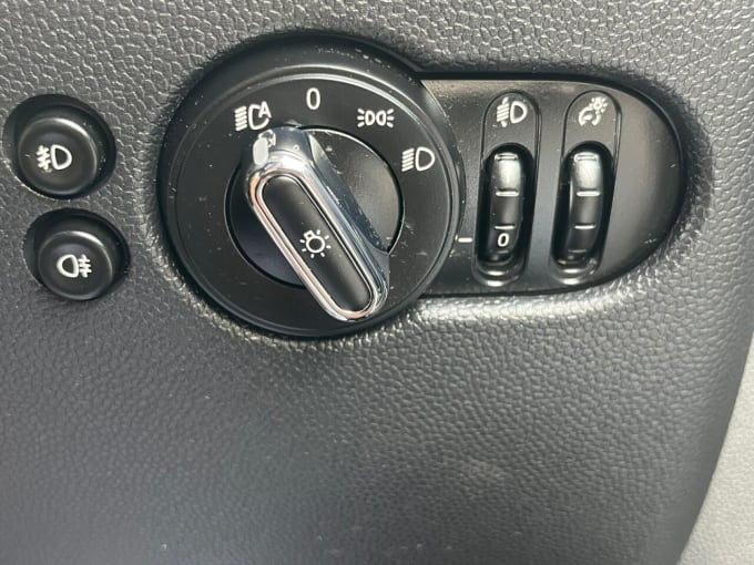 2025 Mini Hatch