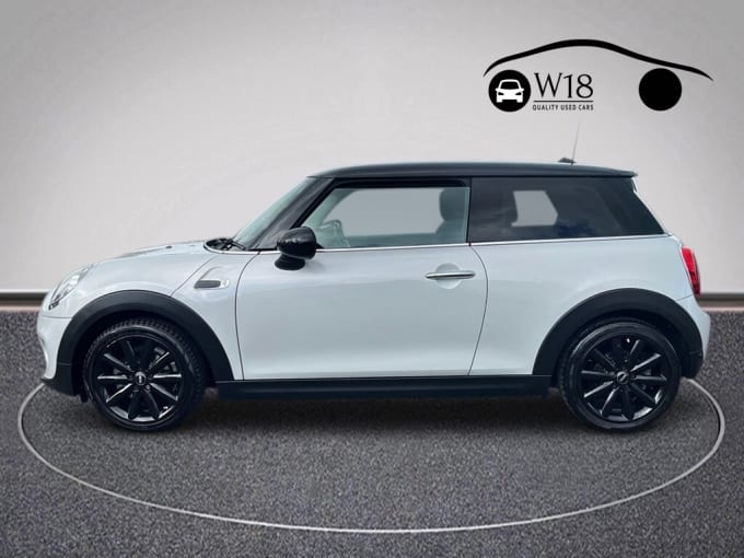 2025 Mini Hatch
