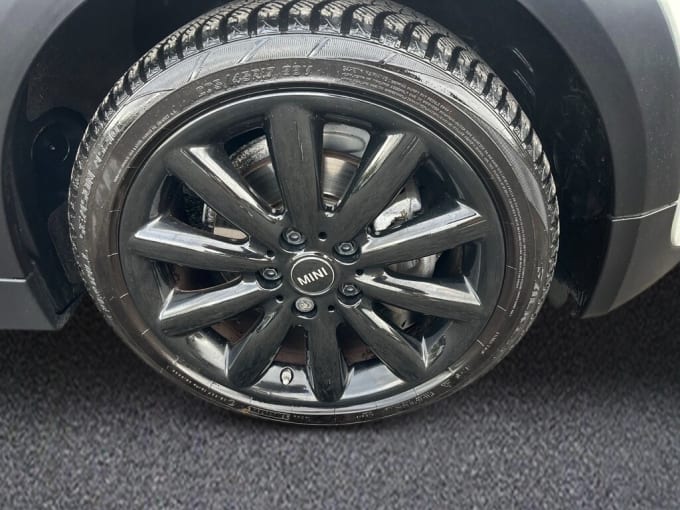 2025 Mini Hatch