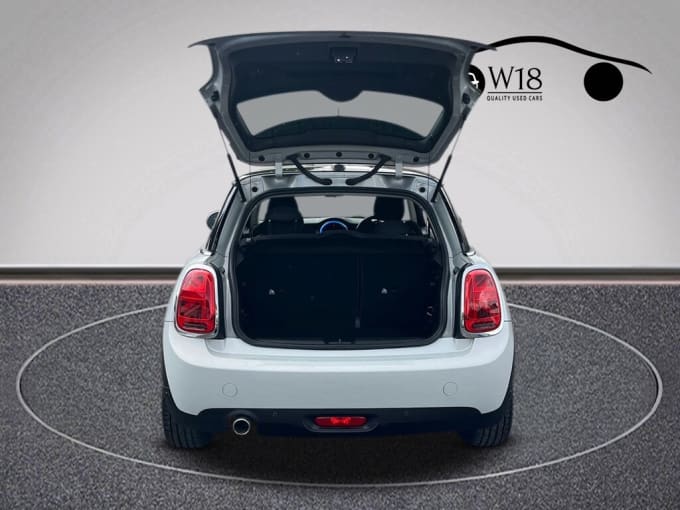 2025 Mini Hatch