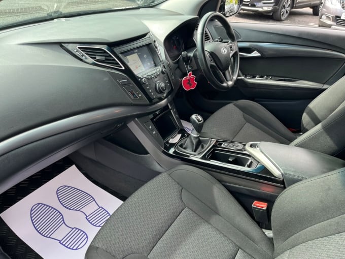 2025 Hyundai I40
