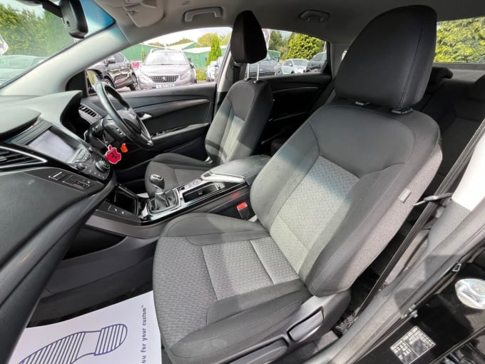 2025 Hyundai I40