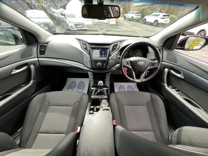 2025 Hyundai I40