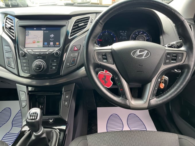 2025 Hyundai I40