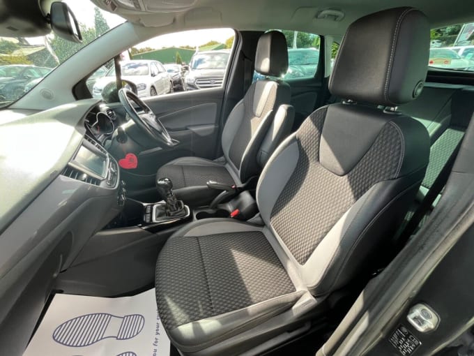 2025 Vauxhall Crossland X