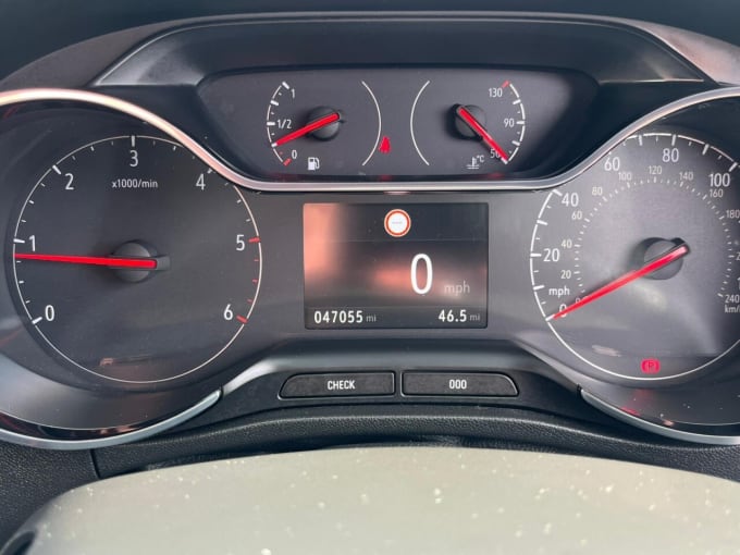 2025 Vauxhall Crossland X