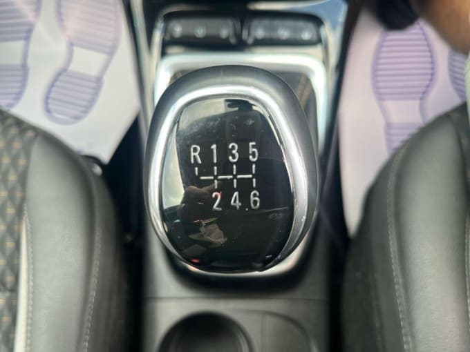 2025 Vauxhall Crossland X