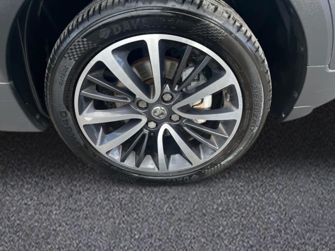 2025 Vauxhall Crossland X