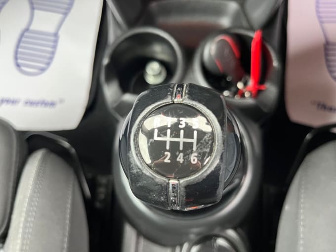 2018 Mini Hatch