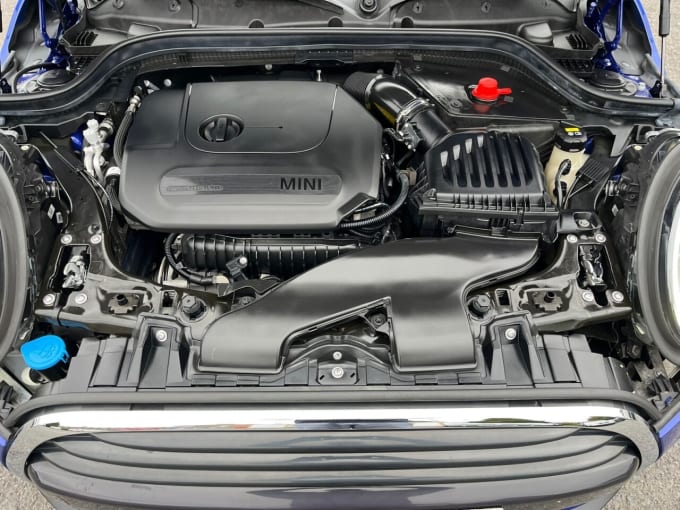 2018 Mini Hatch