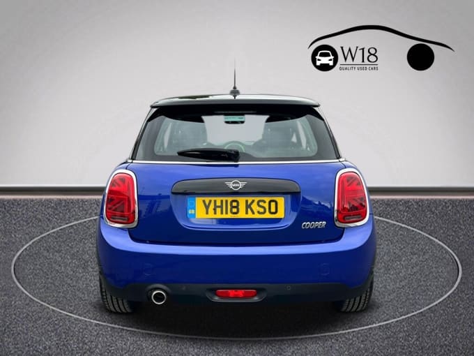 2018 Mini Hatch