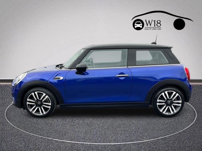 2018 Mini Hatch