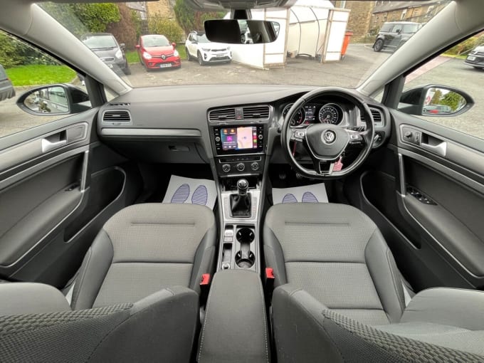 2017 Volkswagen Golf