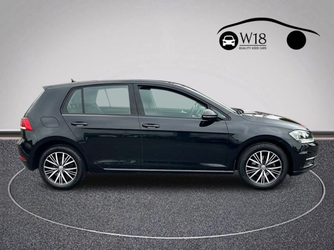 2017 Volkswagen Golf