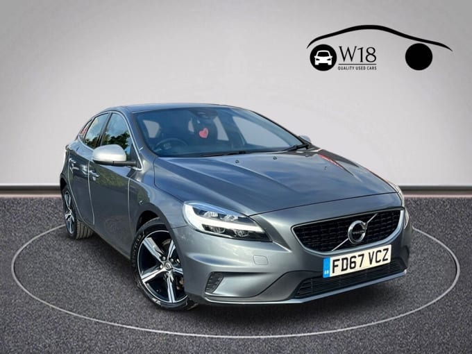 2018 Volvo V40