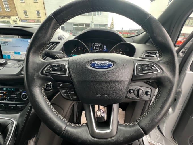 2025 Ford Kuga