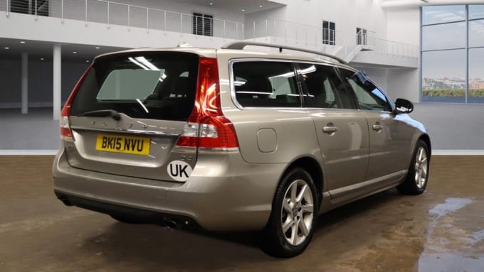 2025 Volvo V70