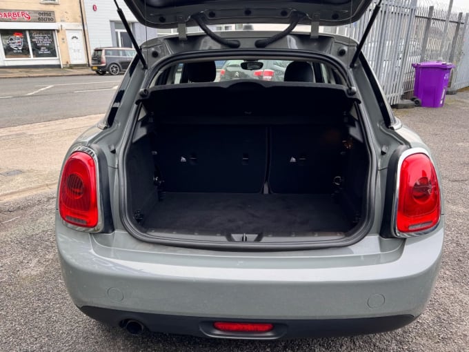 2025 Mini Hatch