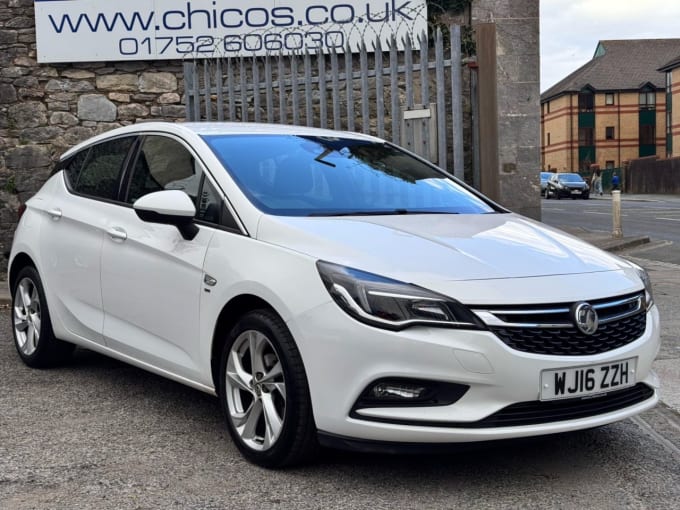 2025 Vauxhall Astra