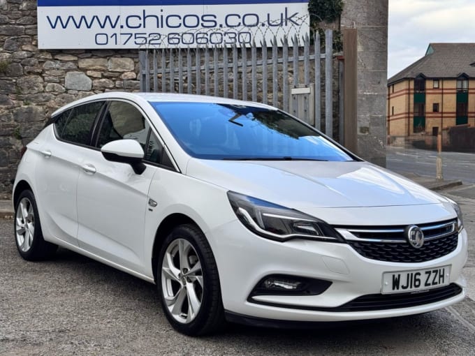 2025 Vauxhall Astra