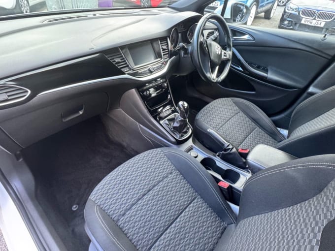 2025 Vauxhall Astra