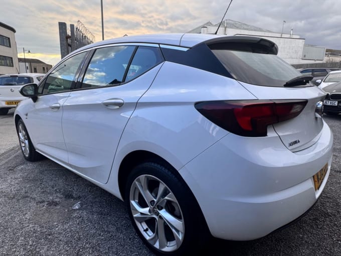 2025 Vauxhall Astra