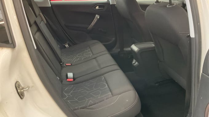 2025 Peugeot 2008