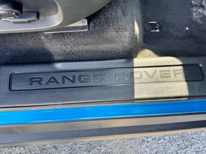 2025 Land Rover Range Rover Evoque