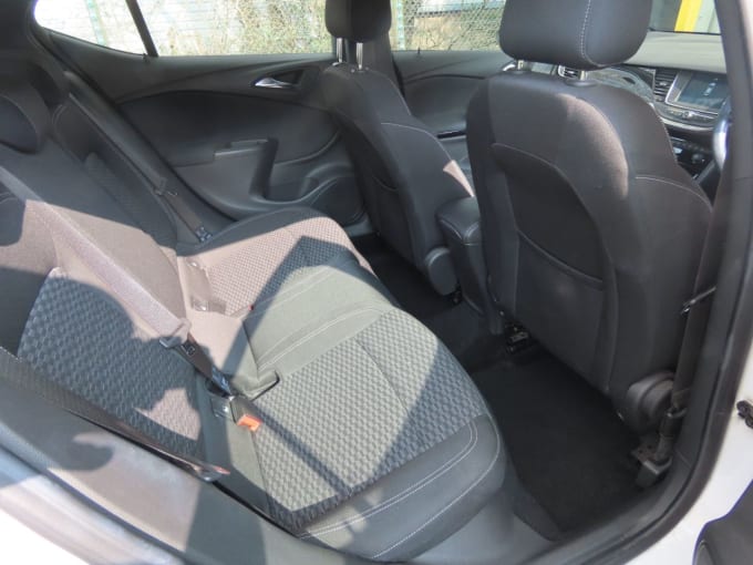 2025 Vauxhall Astra