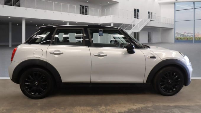 2025 Mini Hatch