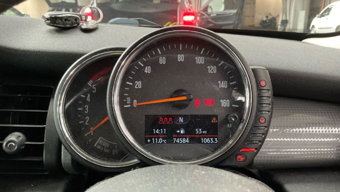 2025 Mini Hatch