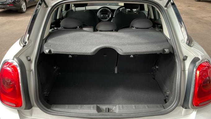 2025 Mini Hatch