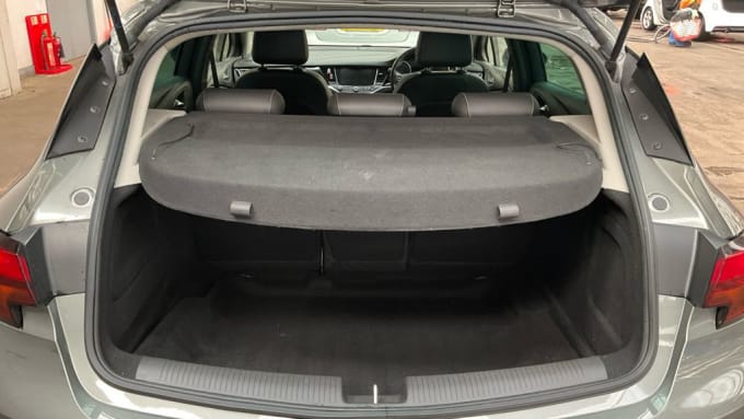 2025 Vauxhall Astra