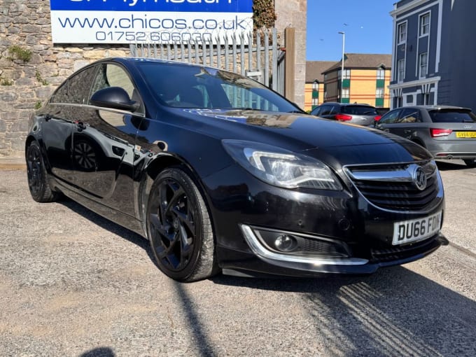 2025 Vauxhall Insignia