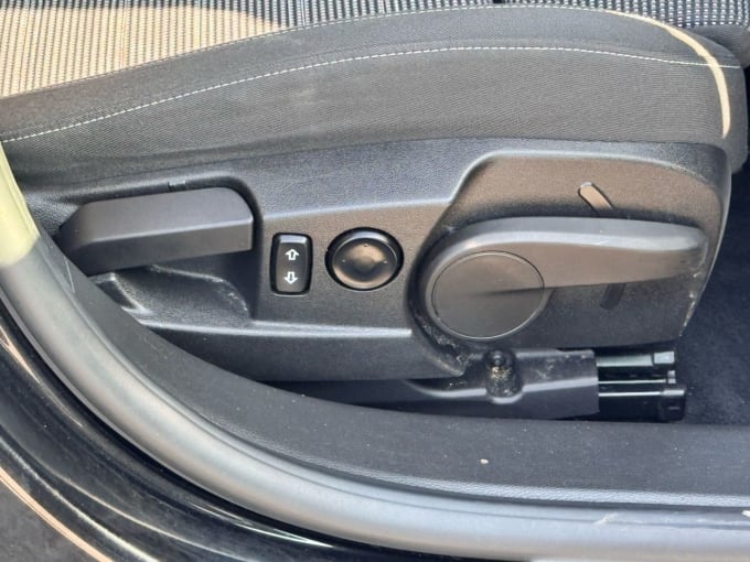 2025 Vauxhall Insignia