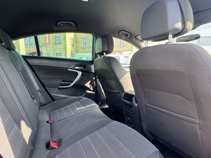 2025 Vauxhall Insignia