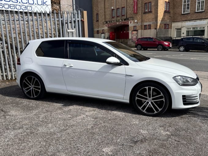 2025 Volkswagen Golf
