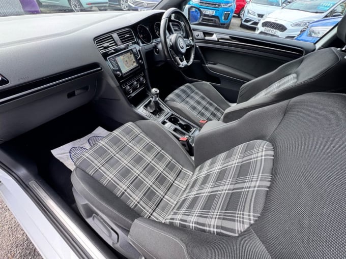 2025 Volkswagen Golf